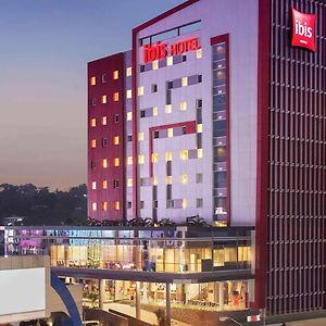 Ibis Manado City Center Boulevard